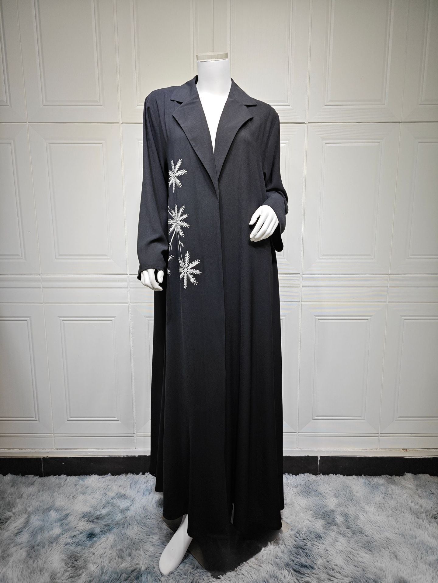 Embroidered cardigan robe