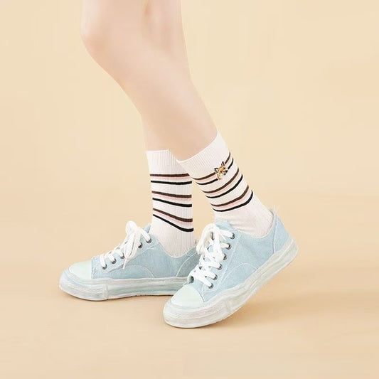 Embroidered cotton socks