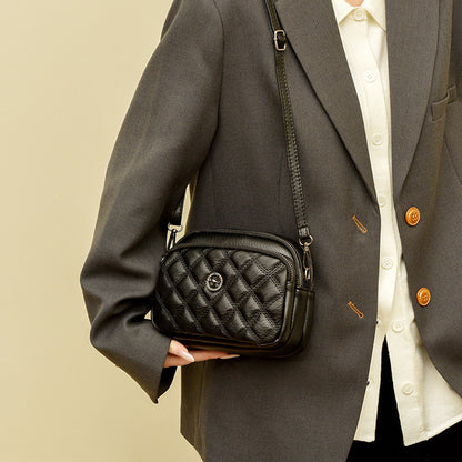 Embroidered fashion shoulder bag