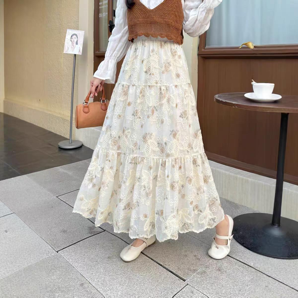 Embroidered floral pleated high waist A-line long skirt