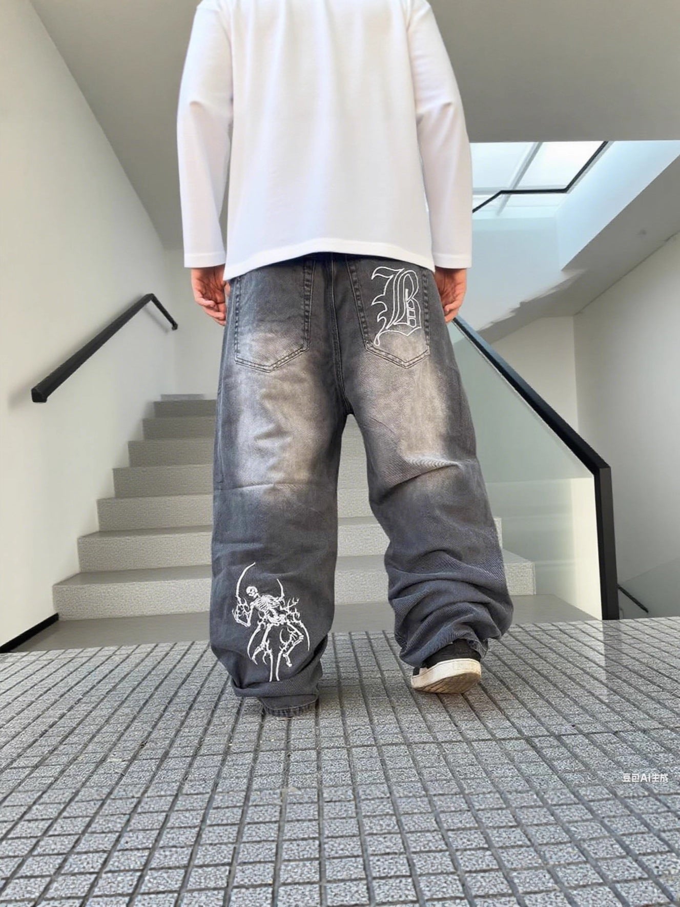 Embroidered Skull Pattern Loose Fit Denim Trousers