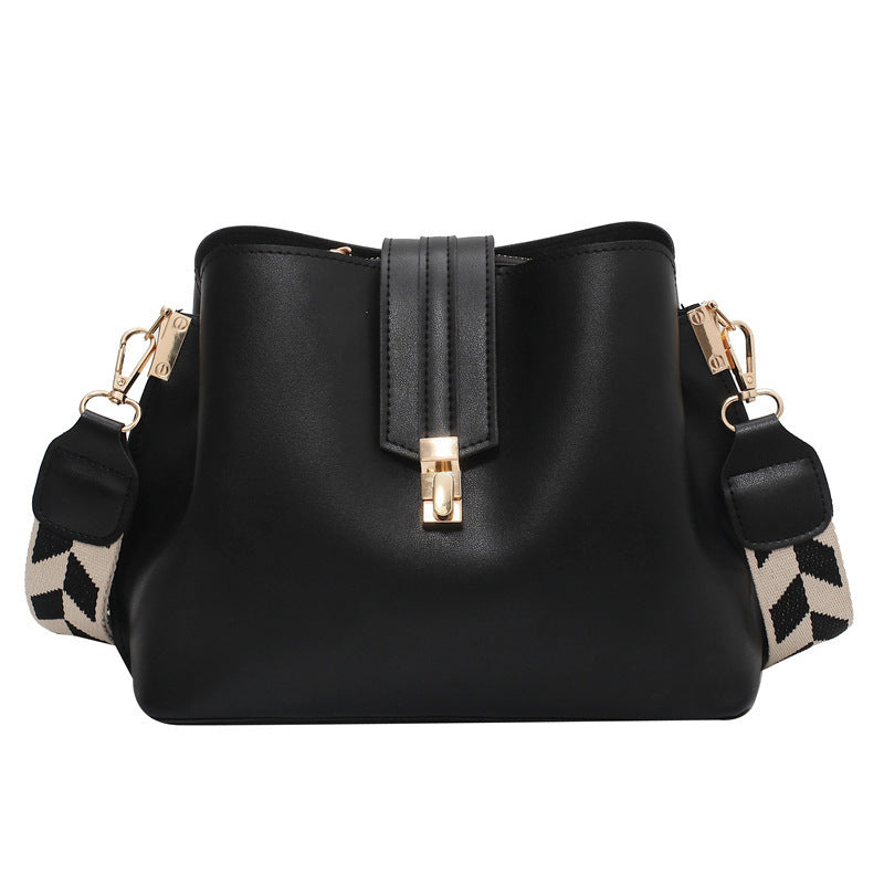 Embroidered thread lady's single-shoulder bag