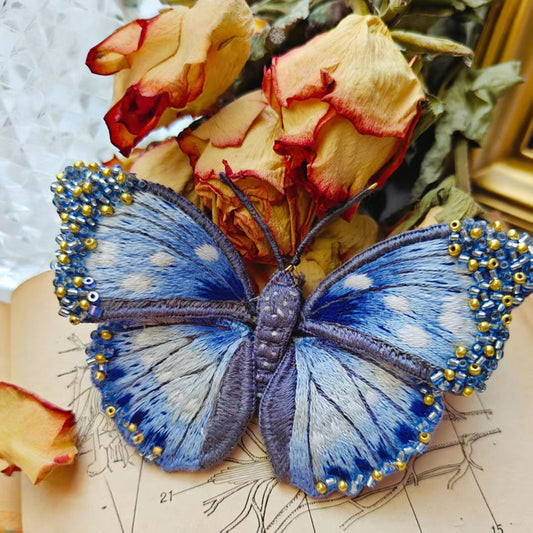 Embroidery Brooch Kit