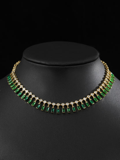 Emerald choker necklace