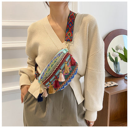 Ethnic Lace Tassel Shoulder Bag