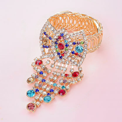 Ethnic Style Alpaca Hand Necklace Pendant