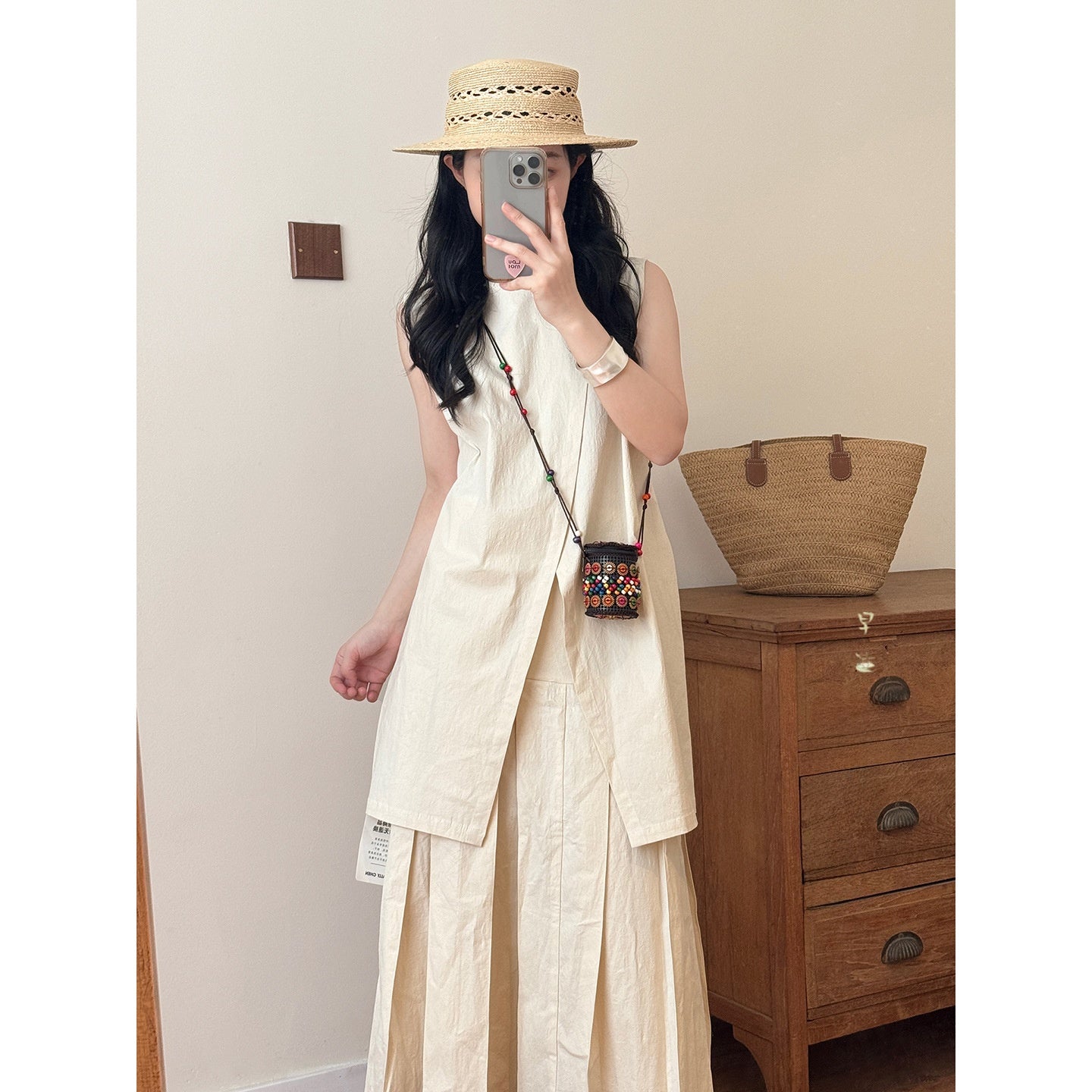Ethnic-style Coconut Shell Bag