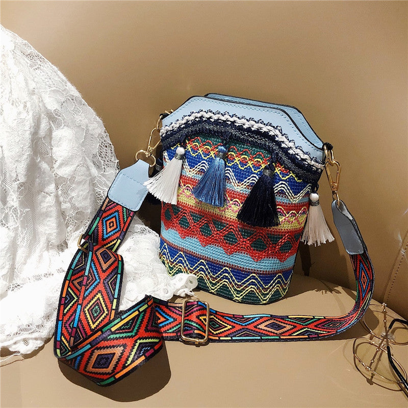 Ethnic-style Woven Tassel Bucket Bag