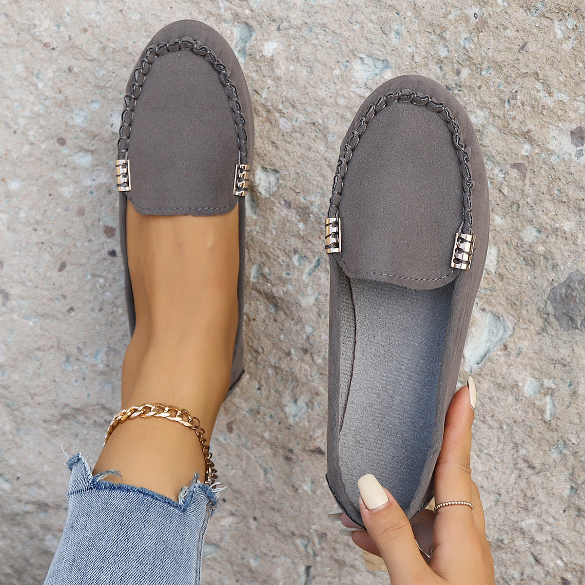 Europe and the United States cross-border plus size women's shoes 2024 spring and autumn new bean shoes shallow mouth a pedal foreign trade women's shoes wholesale