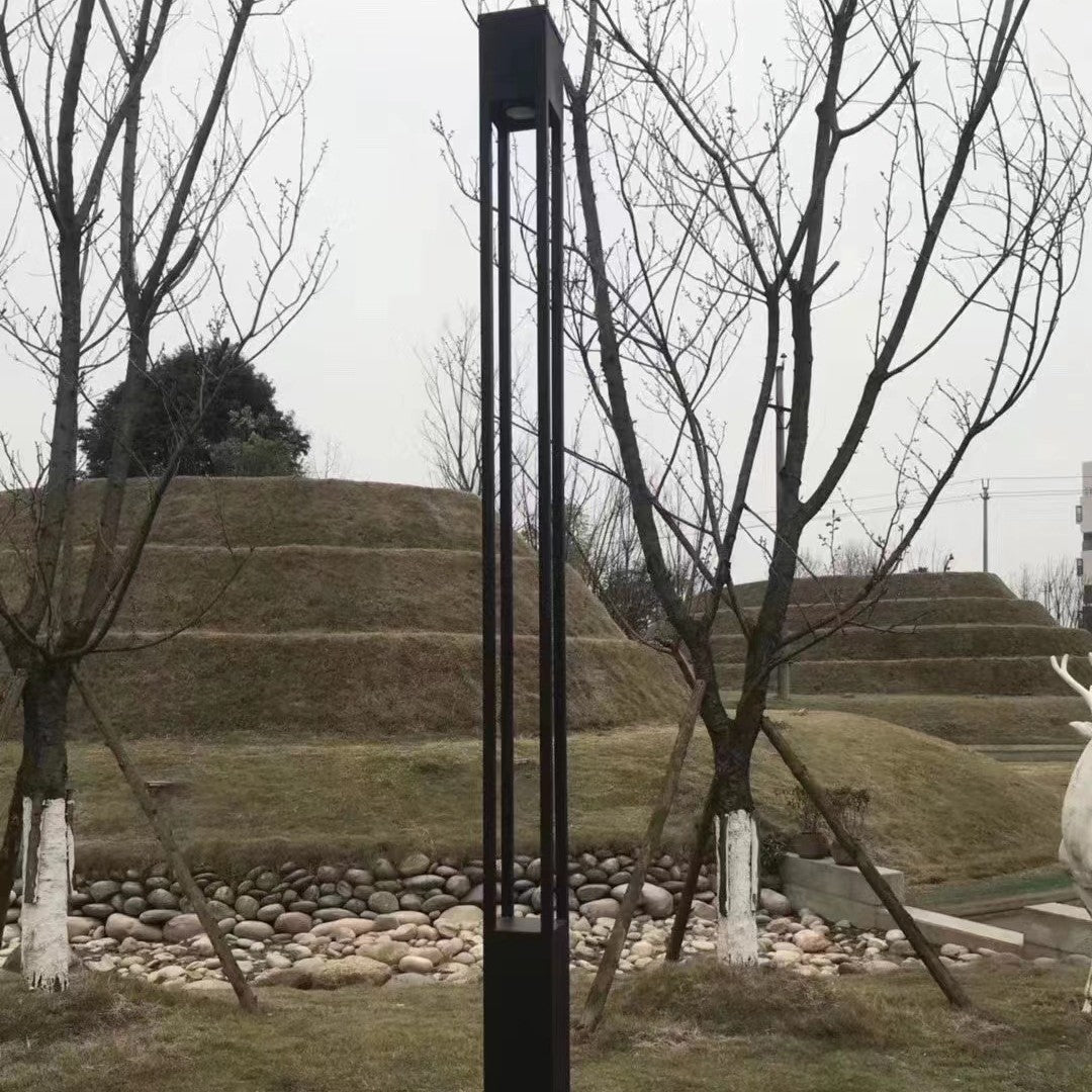 European Antique LED Garden Light