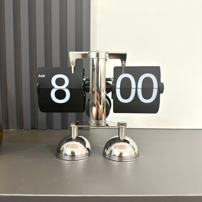 European-style Automatic Flip Clock with Quartz Movement
