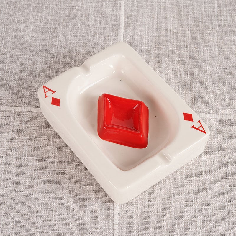 European-style simple ceramic fashionable ashtray