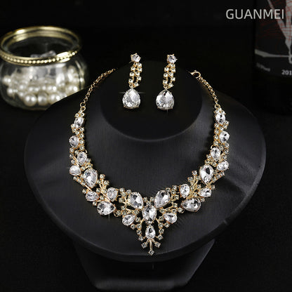 Evening dress accessories