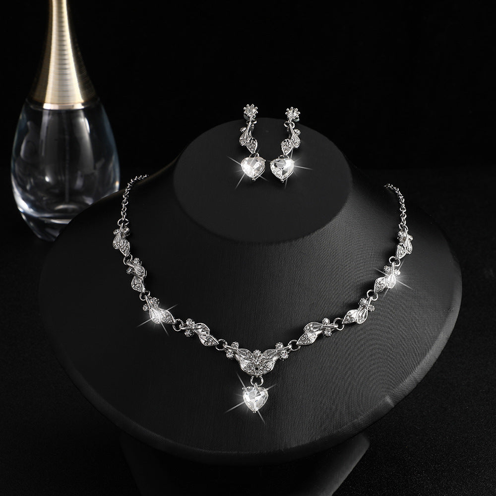 Evening dress accessories