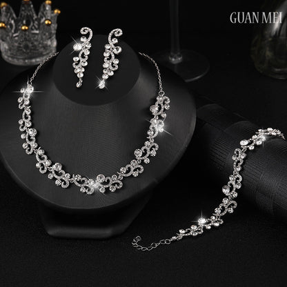 Evening dress accessories