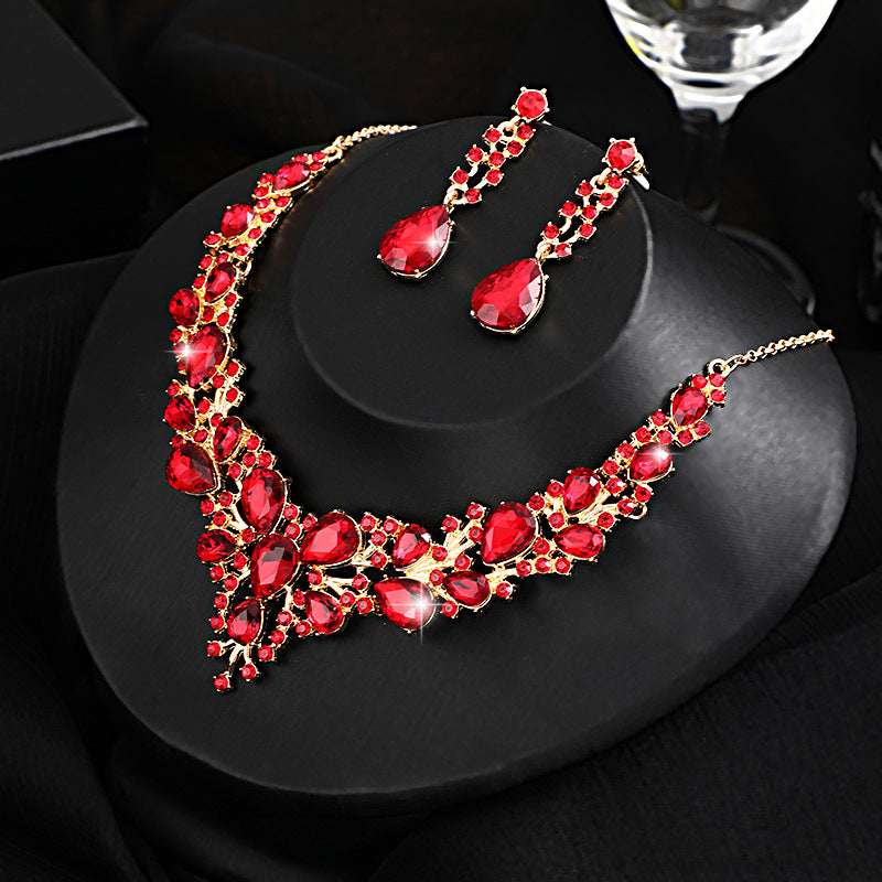 Evening dress accessories