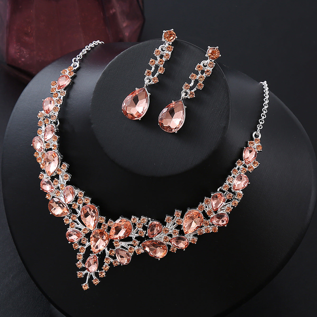 Evening dress accessories