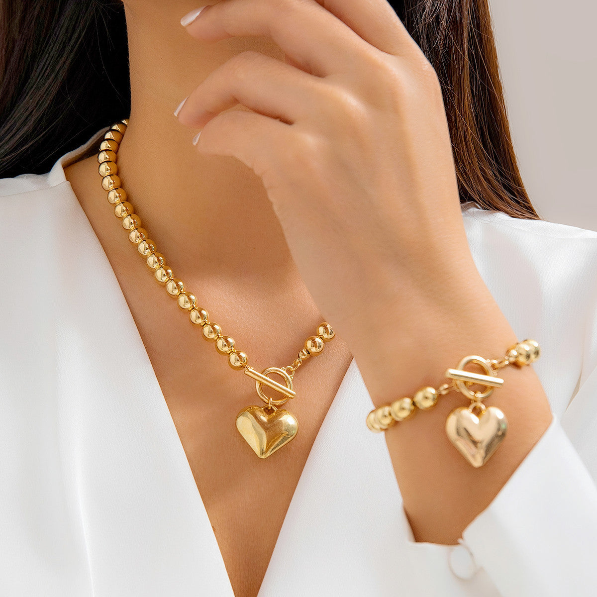 Exaggerated Geometric Round Bead Necklace