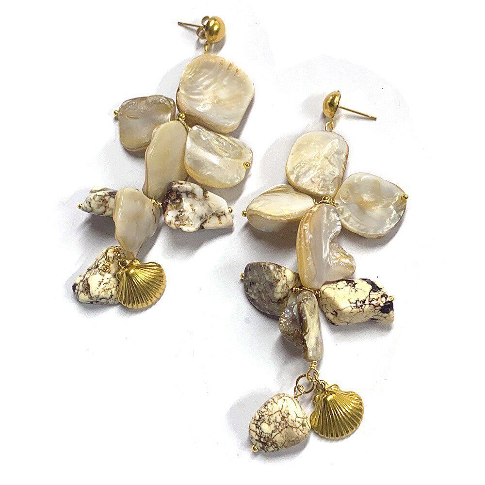 Exaggerated irregular seashell necklace/collarbone chain