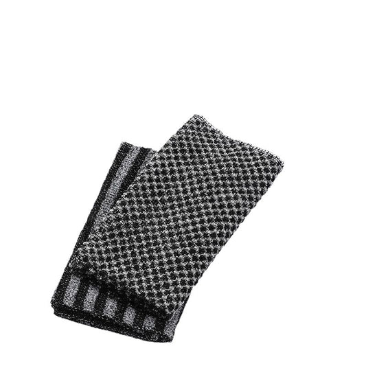 Exfoliating bath towel