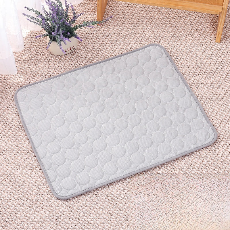 Explosions Pet Summer Pet Sofa Mat Floor Mat Dog Ice Mat Spring and Summer Cat Cool Mat Ice Silk Mat Cooling Sleeping Mat