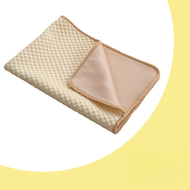 Explosions Pet Summer Pet Sofa Mat Floor Mat Dog Ice Mat Spring and Summer Cat Cool Mat Ice Silk Mat Cooling Sleeping Mat