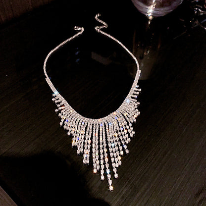 Exquisite diamond-set drop pearl necklace