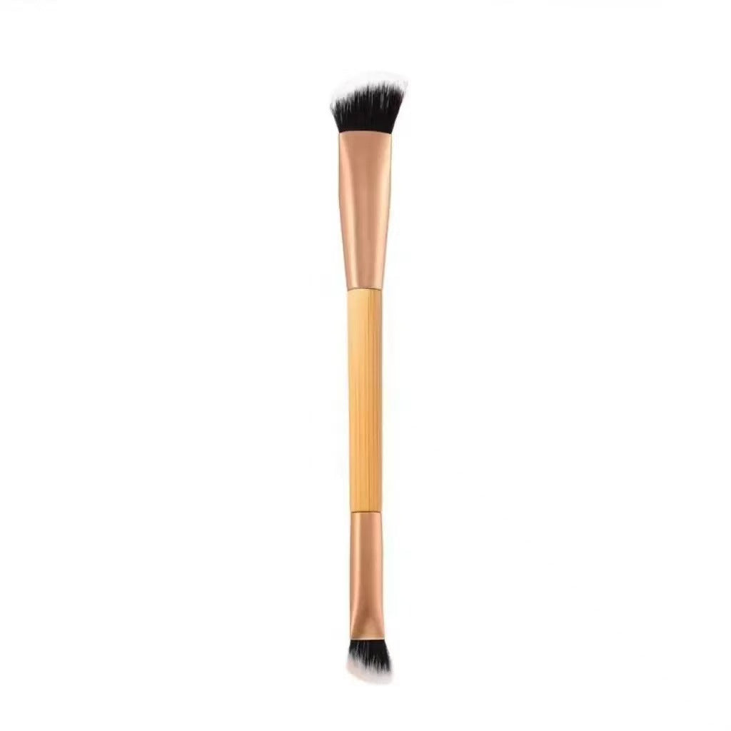 Eye area concealer brush