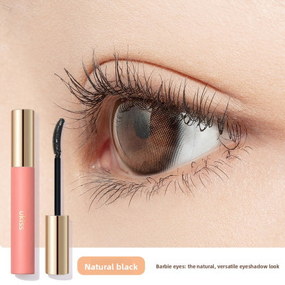 Eyelash primer and styling liquid