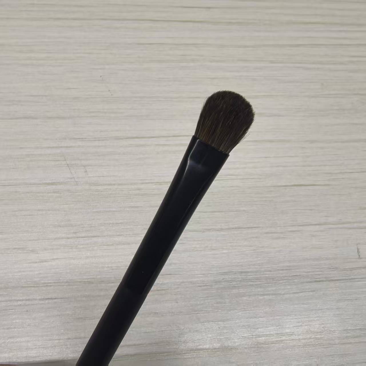 Eyeshadow brush