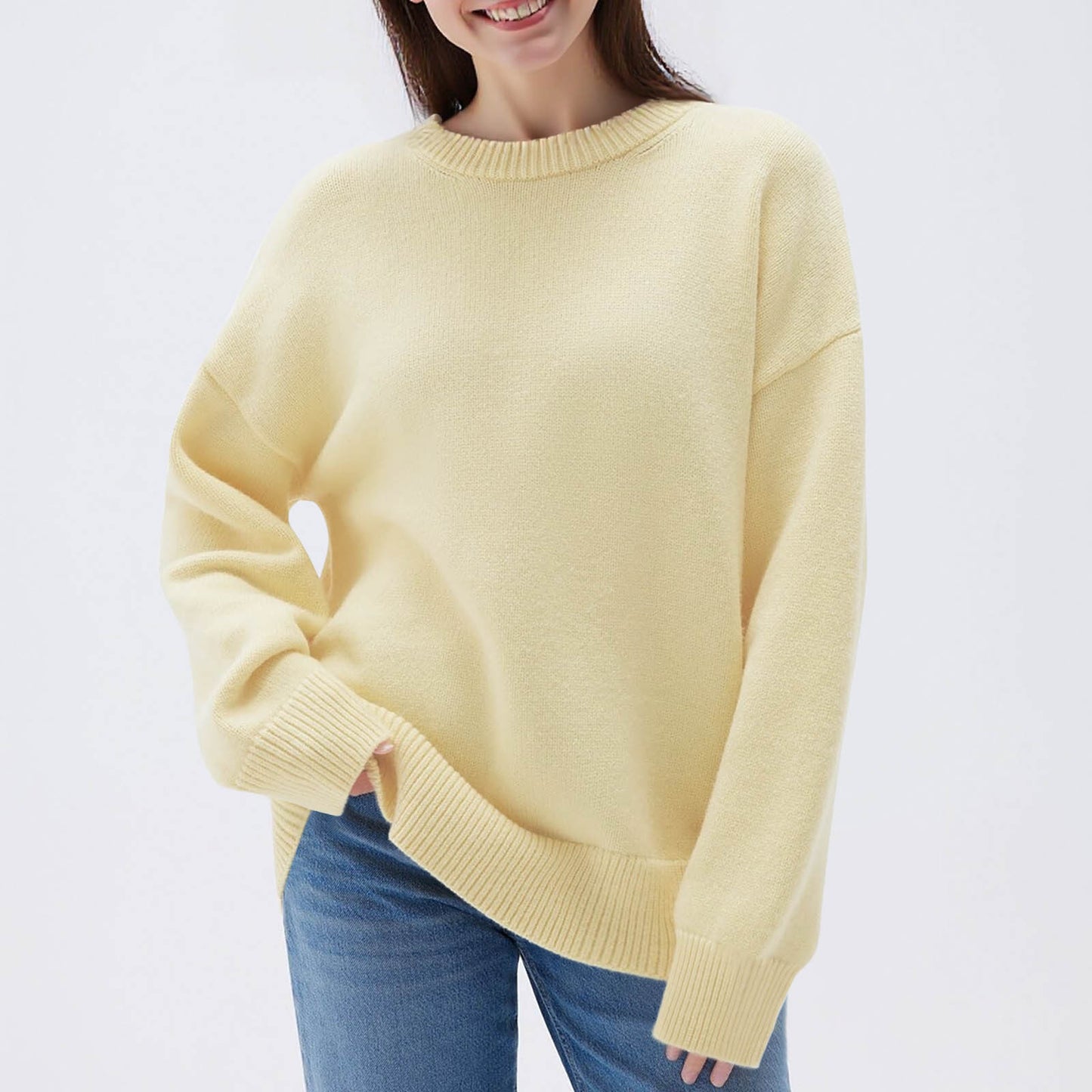 Women’s Round Neck Long-Sleeved Sweatshirt Casual & Loose Fit