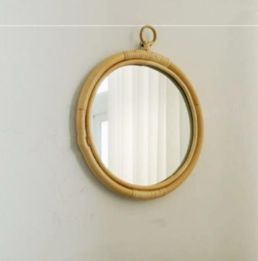 Round Vintage Rattan Makeup Mirror – Stylish Handmade Korean Design