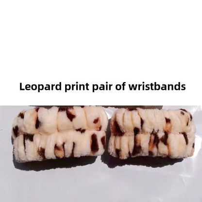 Face Wash Wristband Set