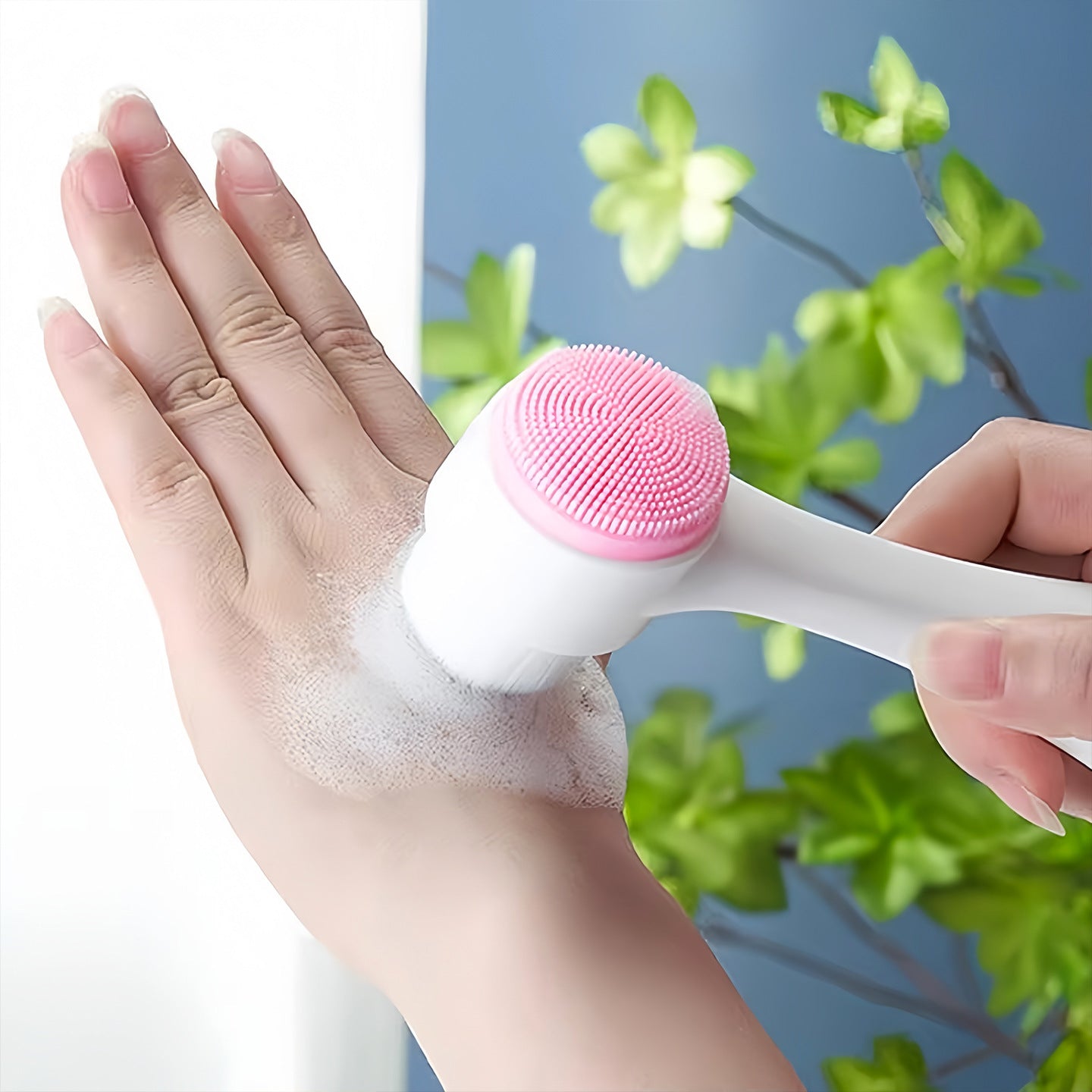 Facial Cleansing Brush
