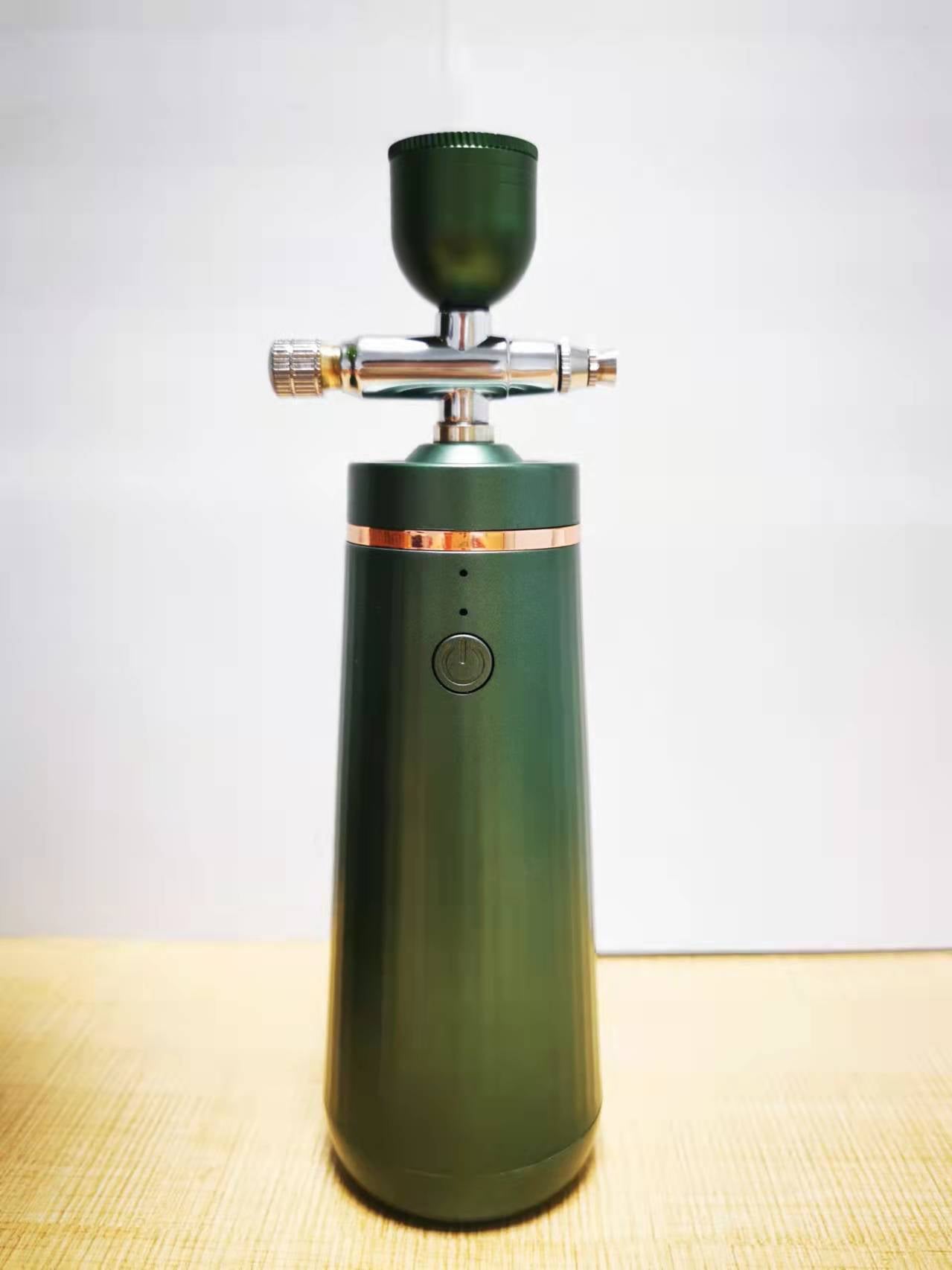 Facial spray hydrator