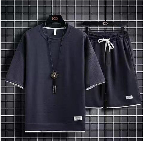 Fake two short-sleeved shorts