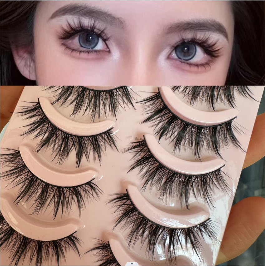 False eyelashes