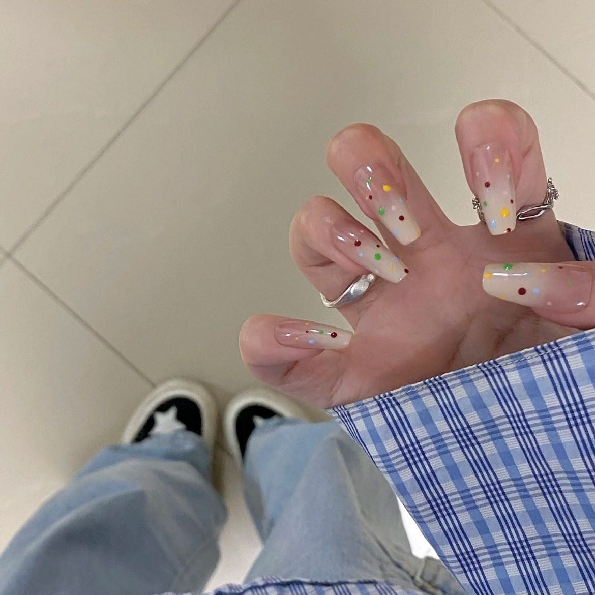 false nails