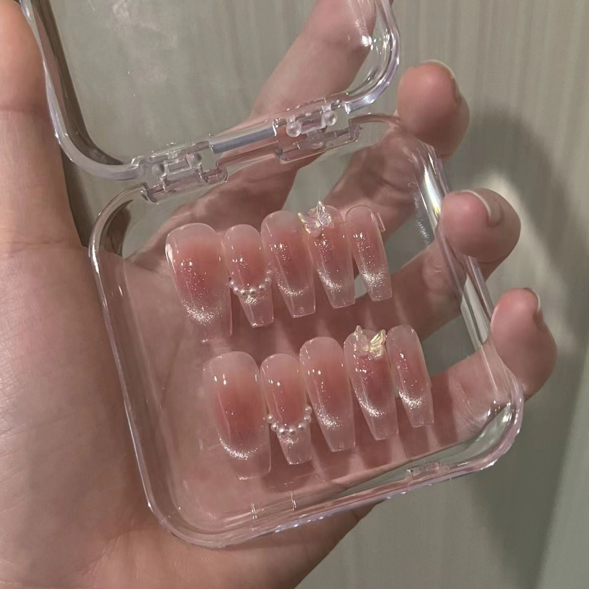 false nails