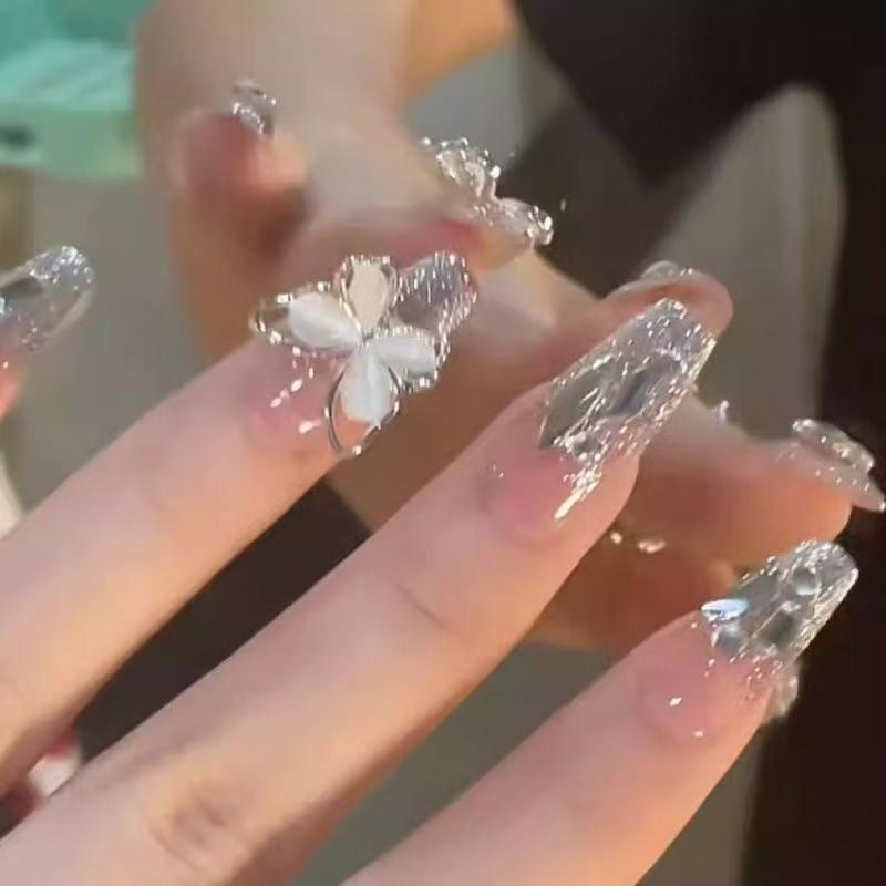 false nails