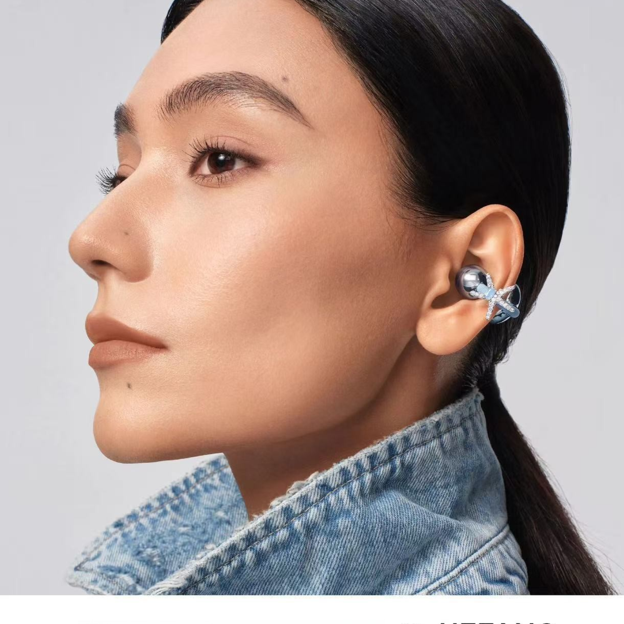 Fashion Diamond Earphone Clip Accessories