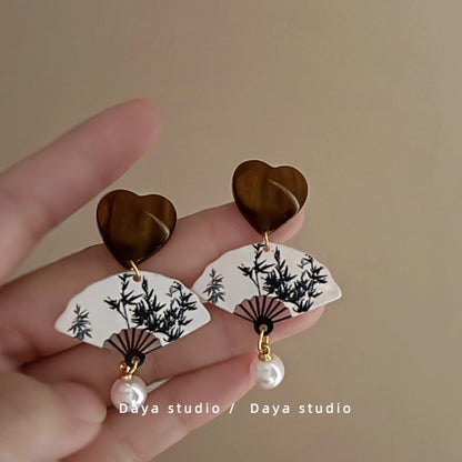 fashion earrings
