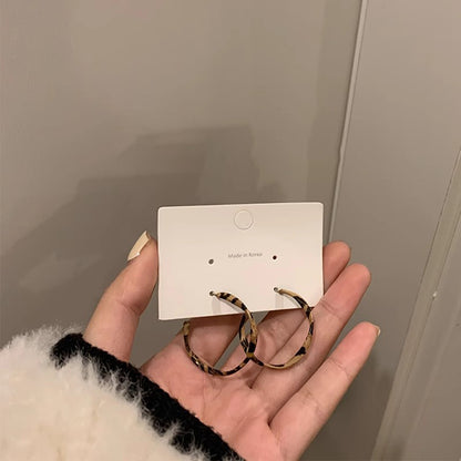 fashion earrings