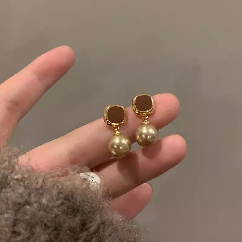 fashion earrings