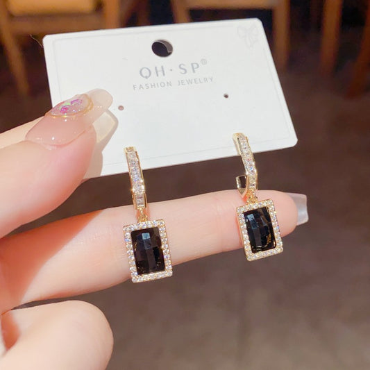 fashion earrings