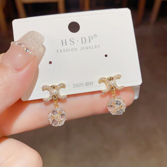 fashion earrings