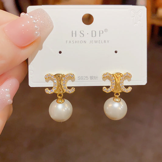 fashion earrings