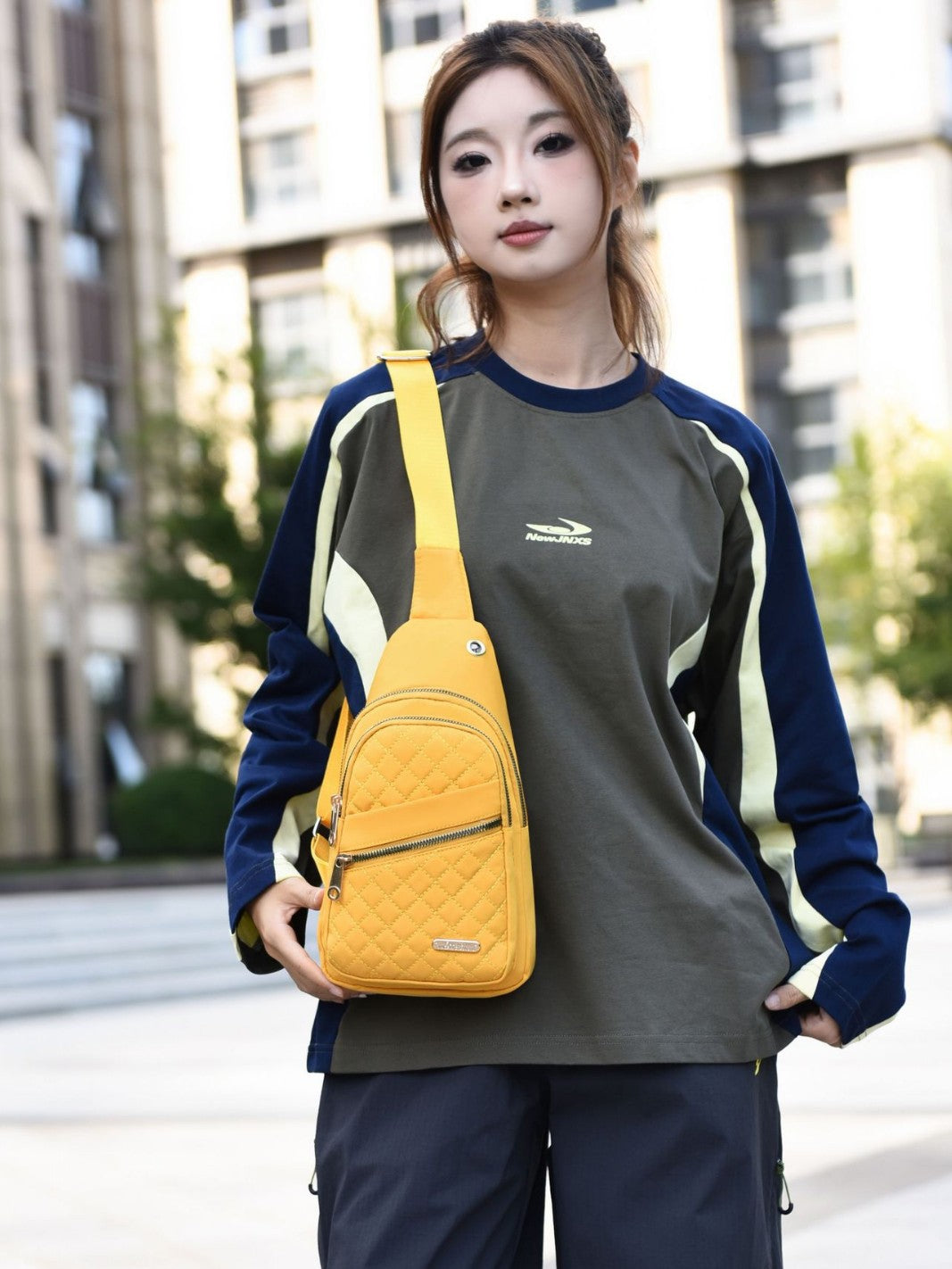 Fashion Embroidery Crossbody Bag