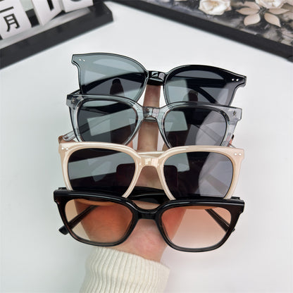 fashion generous frame glasses