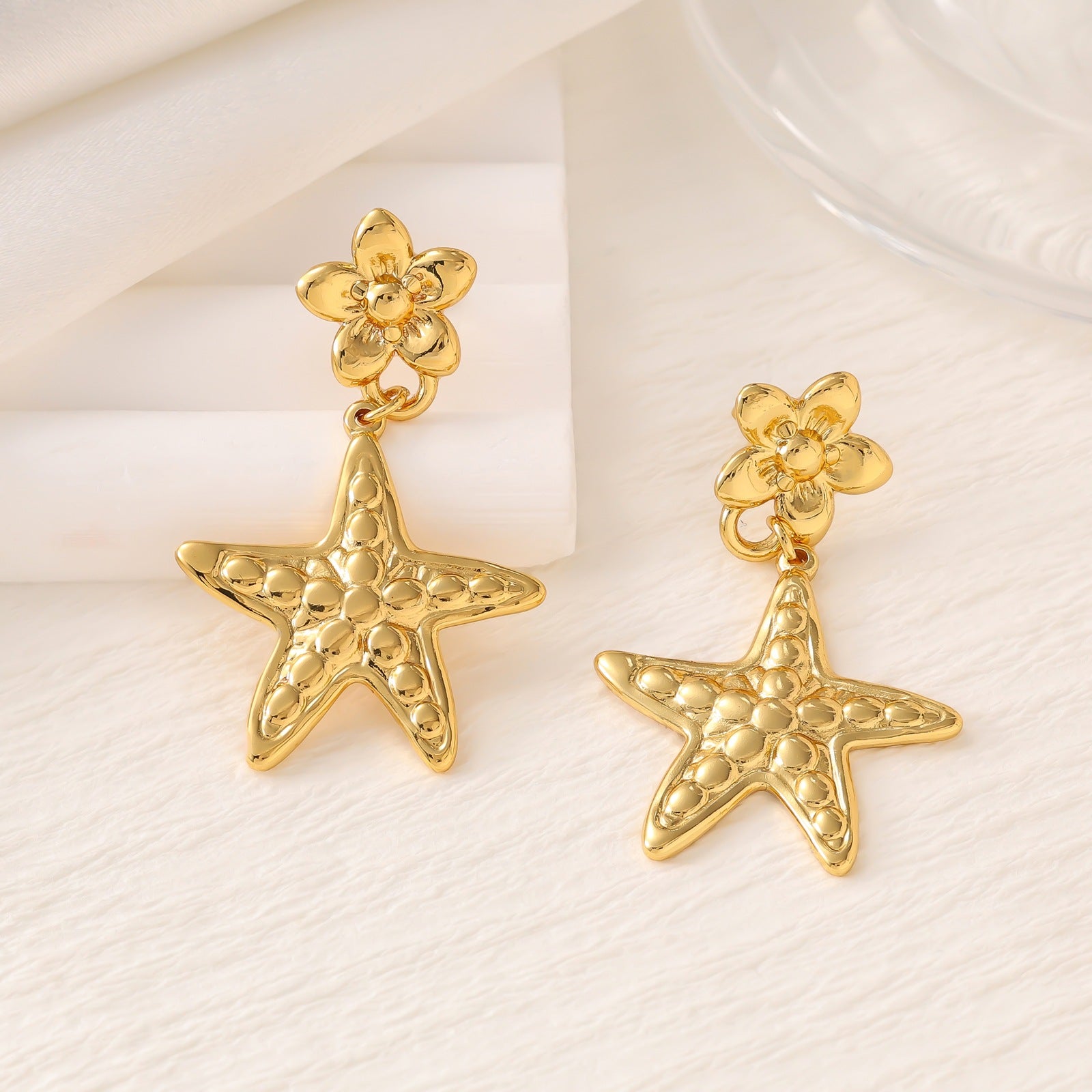 Fashion Geometric Stud Earrings